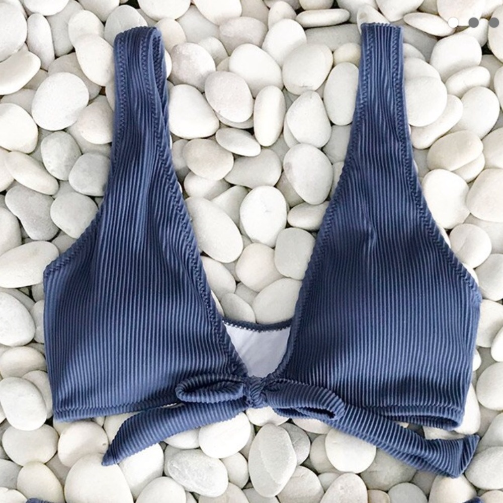 Cupshe S “deep love” blue ribbed bow